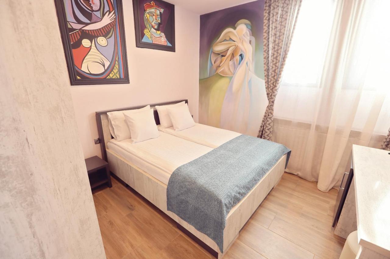 Dezire Guesthouse Беїле-Уну-Май Екстер'єр фото