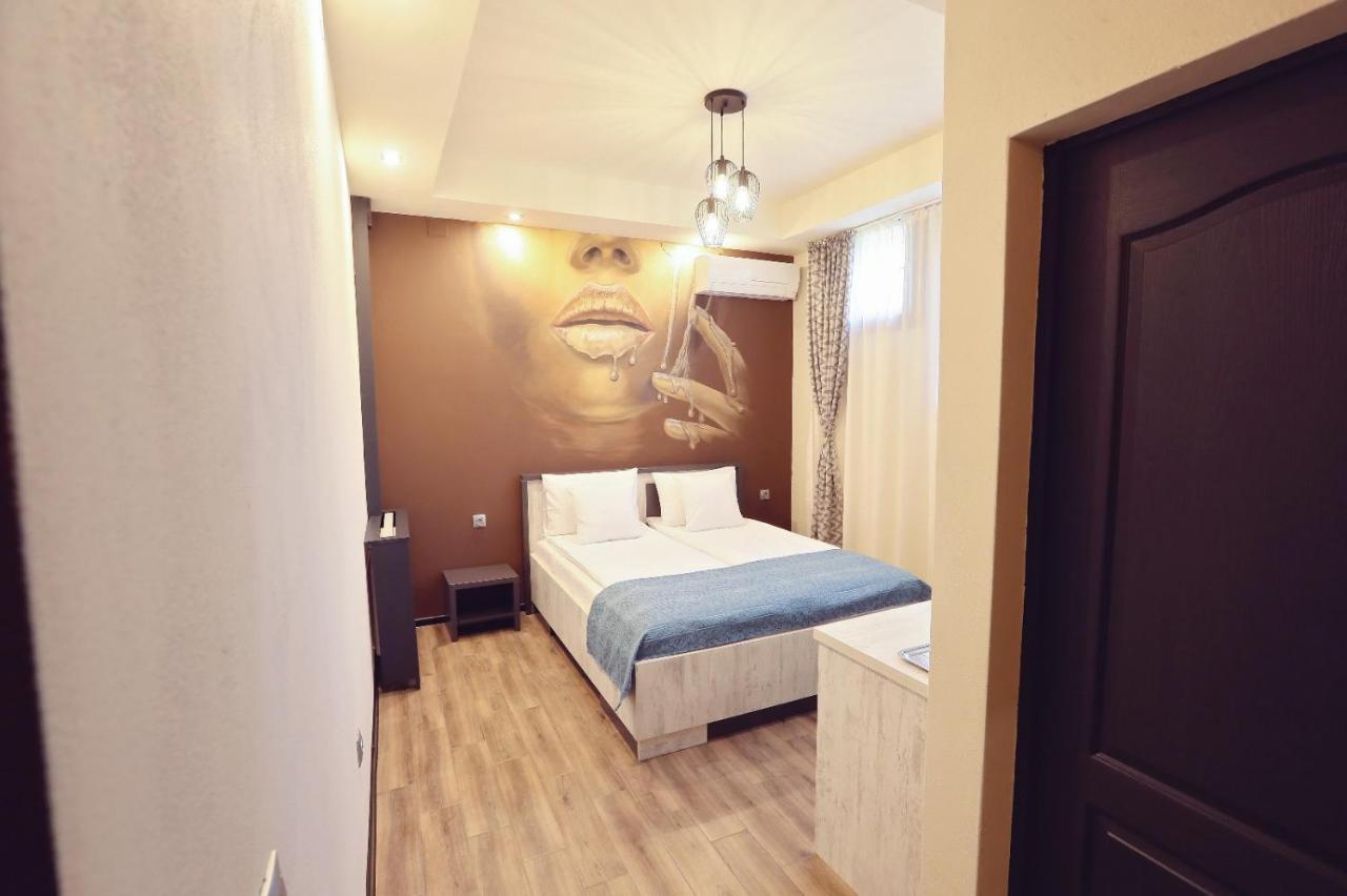 Dezire Guesthouse Беїле-Уну-Май Екстер'єр фото