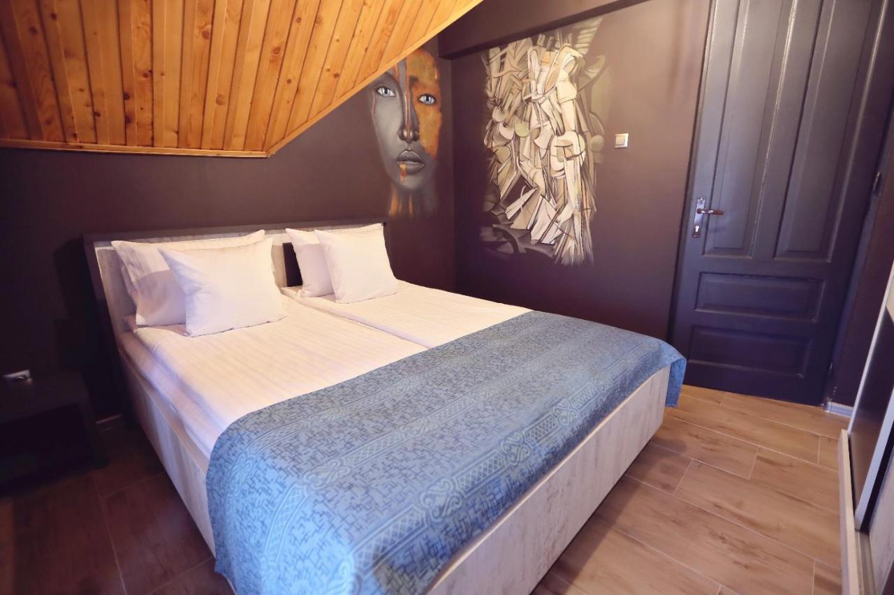 Dezire Guesthouse Беїле-Уну-Май Екстер'єр фото