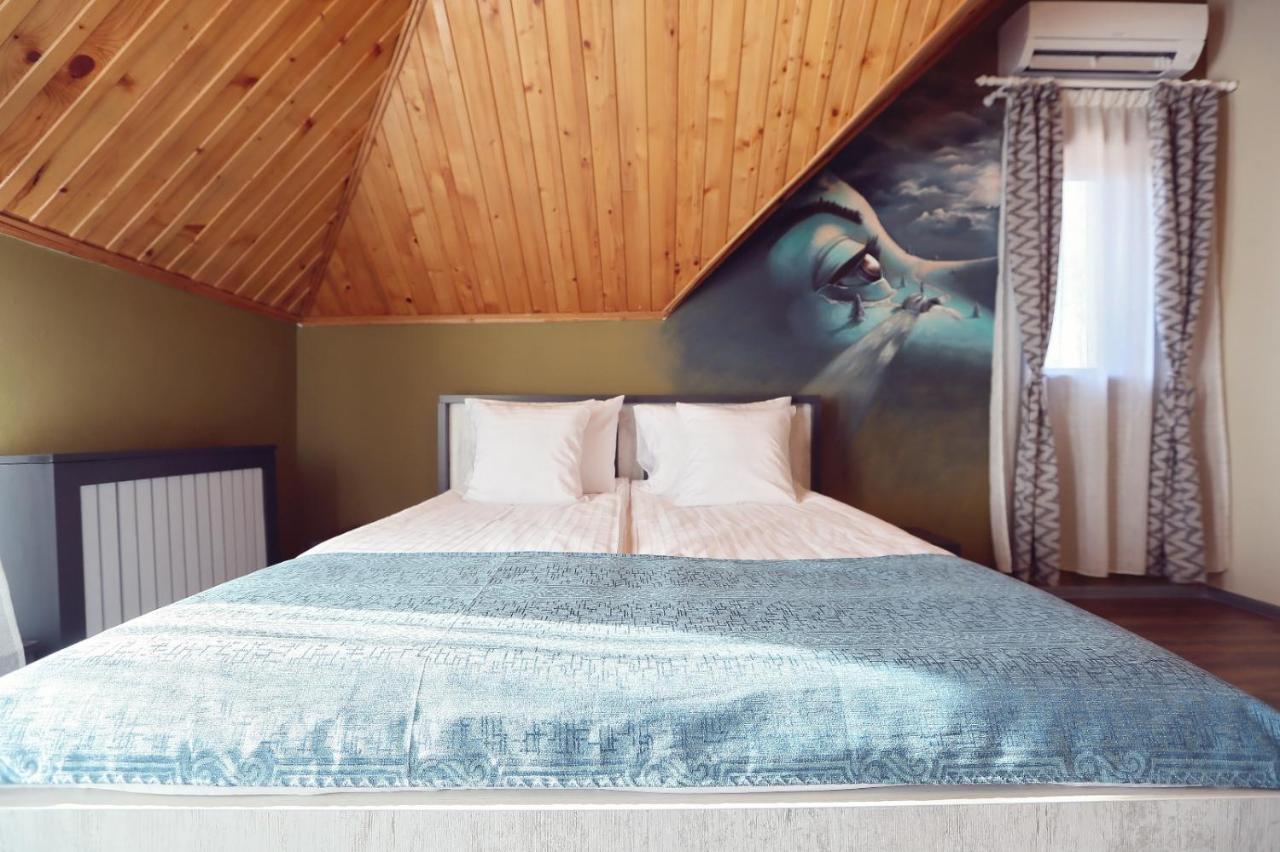 Dezire Guesthouse Беїле-Уну-Май Екстер'єр фото